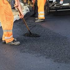 Trusted Oakville, CT Driveway Paving Services Experts